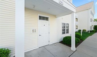 60 Saw Mill Dr 301, North Kingstown, RI 02852