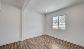 571 Greenbriar Townhouse Way, Las Vegas, NV 89121