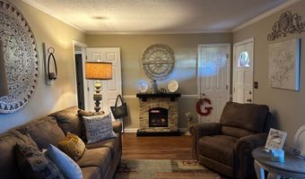 1502 ARGONNE Dr, Albany, GA 31707