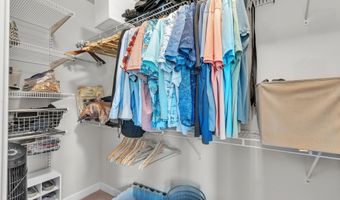 5633 Arbor Chase Dr, Ann Arbor, MI 48103