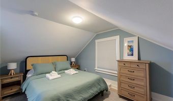 382 Spring St 3, Newport, RI 02840