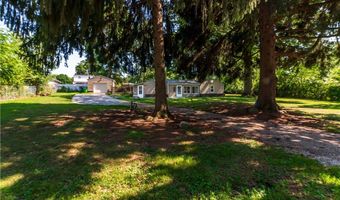 2730 Chelsea Dr, Akron, OH 44312