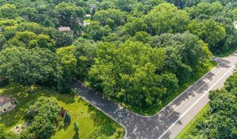 1431 Skiles Ln, Arden Hills, MN 55112