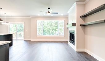 4 McHugh Ln, Bella Vista, AR 72715