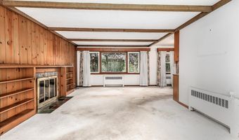 34 Valerie Ln, Danbury, CT 06811