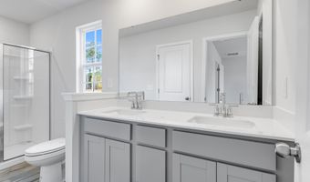 22 A Regent St, Camden, SC 29020