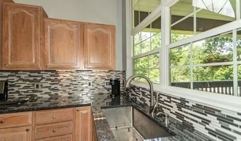 118 Kensington Ct, Aurora, OH 44202