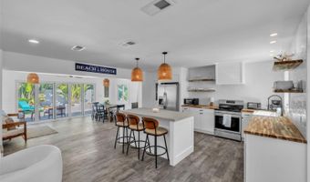 155 CRESCENT Dr, Anna Maria, FL 34216