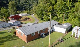 22 Potters Grocery Rd, Ashcamp, KY 41512