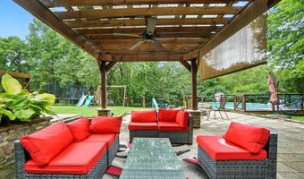 3569 Sandal Ln, Cincinnati, OH 45248
