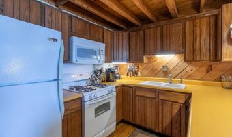 665 Lakeshore Dr, Brighton, VT 05846