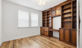 103 PLANETREE Ct, Lake Frederick, VA 22630