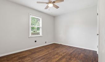 1045 Knollwood Acres Rd, Boiling Springs, SC 29316