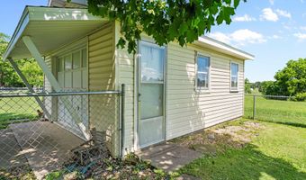 800 E Prairie Ln, Ash Grove, MO 65604