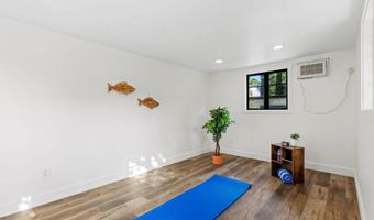 2335 Ivy Rd, Oceanside, CA 92054