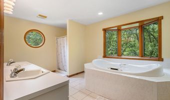 116 E Neptune Ave, Beverly Shores, IN 46301