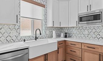 3027 Linda Dr, Oceanside, CA 92056