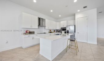 5023 OFANTO, Ave Maria, FL 34142
