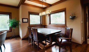 4114 Cochrane Pkwy, Ames, IA 50014