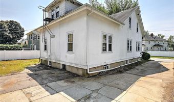 59 Colonial Ave, Cranston, RI 02910