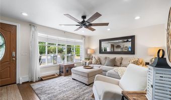 1392 Hope Rd, Cranston, RI 02831