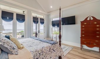 6180 S Beach Blvd, Bay St. Louis, MS 39520