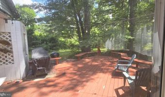 9003 CHERRYTREE Dr, Alexandria, VA 22309