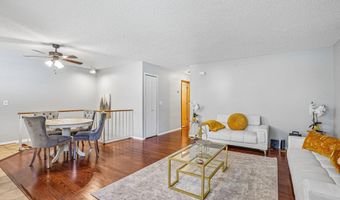 8582 134th St W, Apple Valley, MN 55124