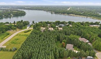 3405 Pawnee Dr SE, Alexandria, MN 56308
