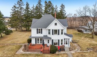 W7900 Meek Road, Arlington, WI 53911