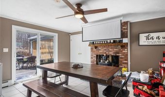 389 Douglas Pike, North Smithfield, RI 02896