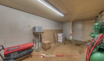 45 E Main St, Byron, WY 82412