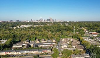 1424 Wembley Dr, Charlotte, NC 28205