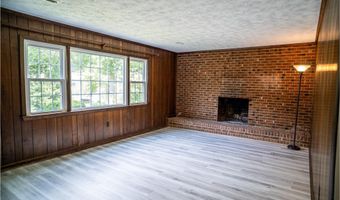 5012 LARNO Dr, Alexandria, VA 22310