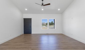 207 W First St W, Carey, ID 83320