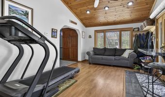 49 Birkdale Rd, Bedford, NH 03110