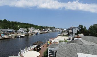 63 Cedar Run Rd, Bayville, NJ 08721