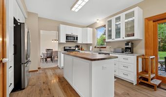 6758 Loretta Ct, Avon, IN 46123