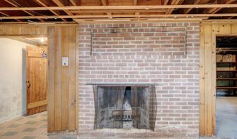 176 Stearns St, Bristol, CT 06010