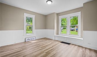 146 W Harrison St, Alliance, OH 44601