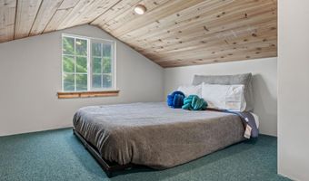 3875 Albion Little River Rd, Albion, CA 95410
