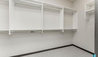 2408 E Brek St, Brandon, SD 57005