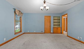 216 W SEYMOUR St, Appleton, WI 54915