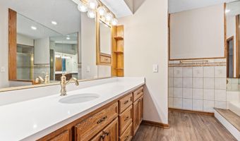 8064 Lower 147th St W, Apple Valley, MN 55124