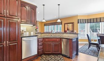 15586 Cedar Ln, Basehor, KS 66007