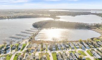 1001 Sunshine Run, Arnolds Park, IA 51331