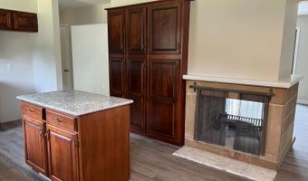 1165 Park Ave, Amherst, OH 44001