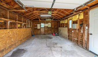 411 N 6th St, Beresford, SD 57004