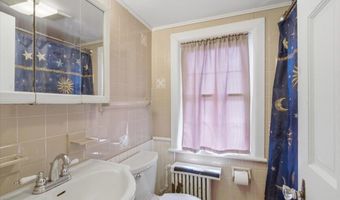 107 Van Rensselaer Blvd, Albany, NY 12204