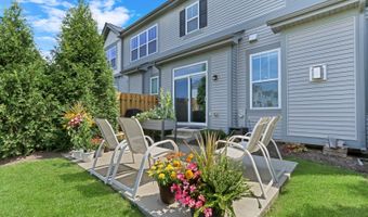 3227 N Heritage Ln, Arlington Heights, IL 60004